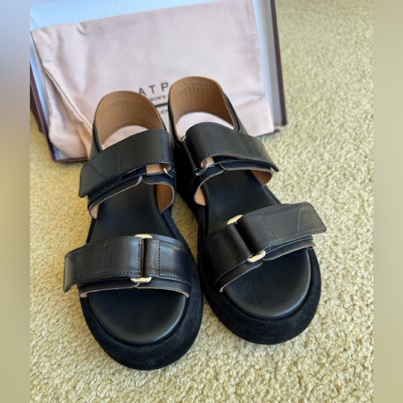 ATP Atelier Black Leather Sandals - Picture 1 of 8